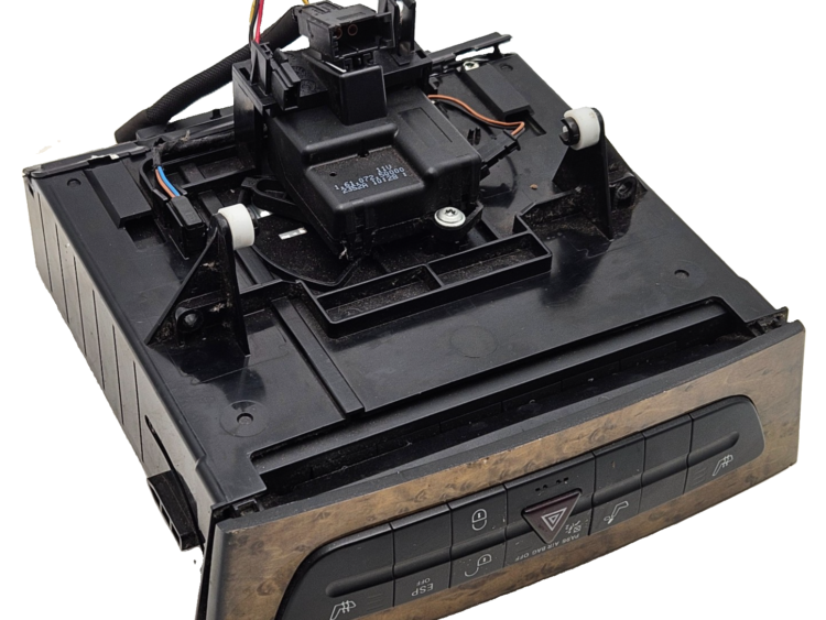 Botonera de la Consola Central MERCEDES-BENZ E W211 2116800572 2116800552