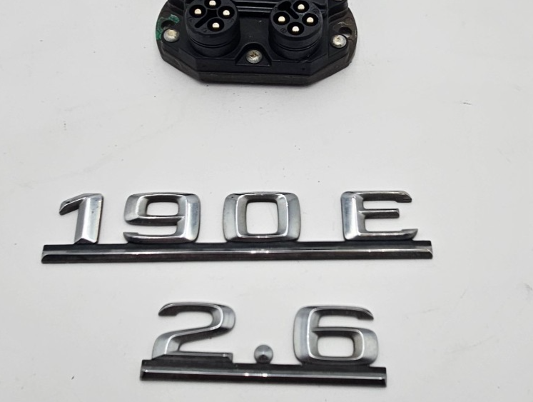 Unidad De Control De Encendido MERCEDES-BENZ 190E W201 0085456332 5WK6175