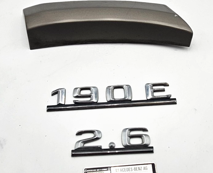 Moldura Decorativa Trasera Izquierda MERCEDES-BENZ 190E W201 2016905940 GARANTIA