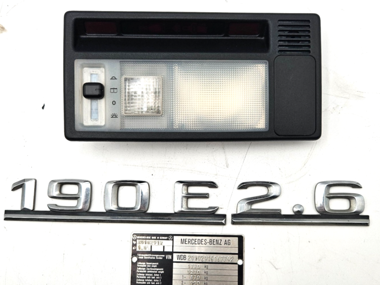 Luz Interior MERCEDES-BENZ 190E W201 1248201301 1248210138 GARANTIA
